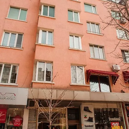 Vitosha Blvd - Attic Apartman *